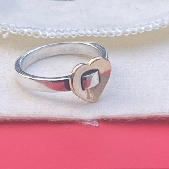 James Avery 14k yellow gold and sterling silver heart ring - Picture 4 of 5